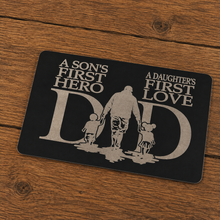 Load image into Gallery viewer, Engraved Black Metal Wallet Card