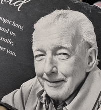 Load image into Gallery viewer, Personalsied Memorial Slate 20x10cm with stand