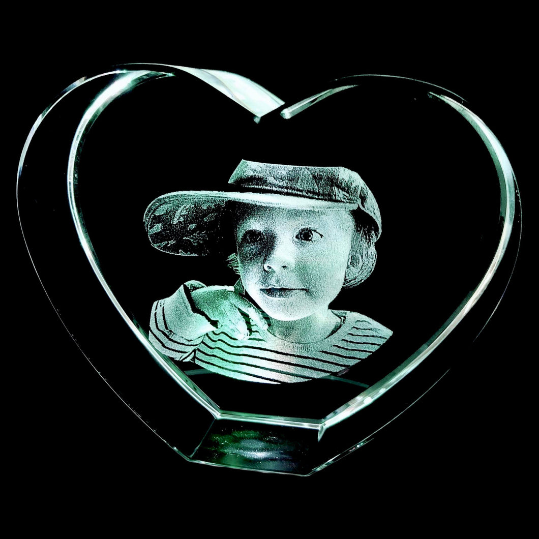 Medium Standing Heart